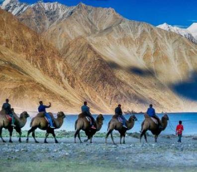AMAZING LADAKH BY INDIVIDUAL CAB